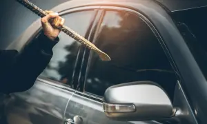 Co oznacza sen o kradzieży samochodu i jak wpływa na Twoje życie