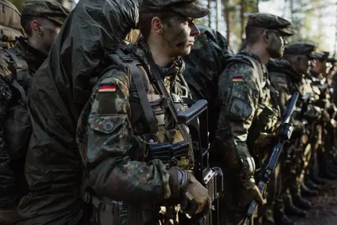 Zasadnicza służba wojskowa ile trwała? Zmiany w czasie trwania służby