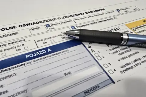 Jak skutecznie zgłosić wykroczenie drogowe i uniknąć problemów?