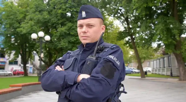 Nowe umundurowanie ćwiczebne policji: co warto wiedzieć o zmianach?