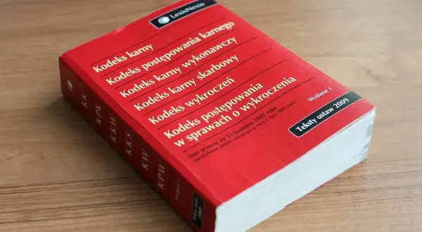 Jak uniknąć kar za wykroczenia zgodnie z art 98 kodeksu wykroczeń